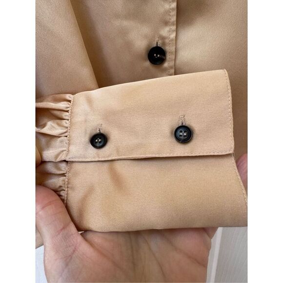 Sanctuary women’s L satin creamy golden button up deep V-neck extended cuff glam - Picture 7 of 8